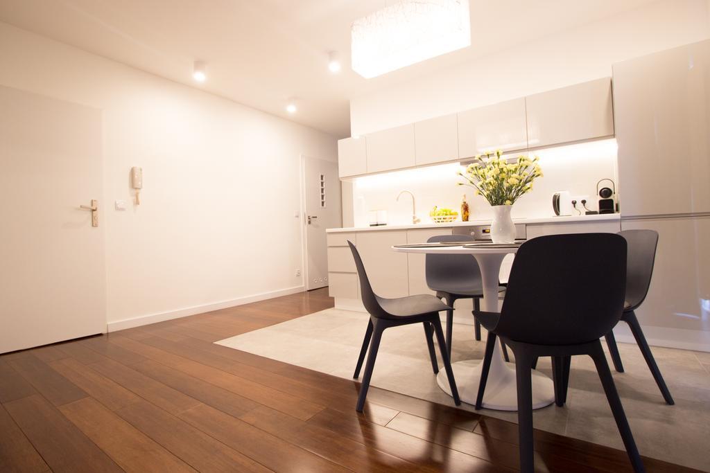 Lenzo Apartments Krakow Luaran gambar