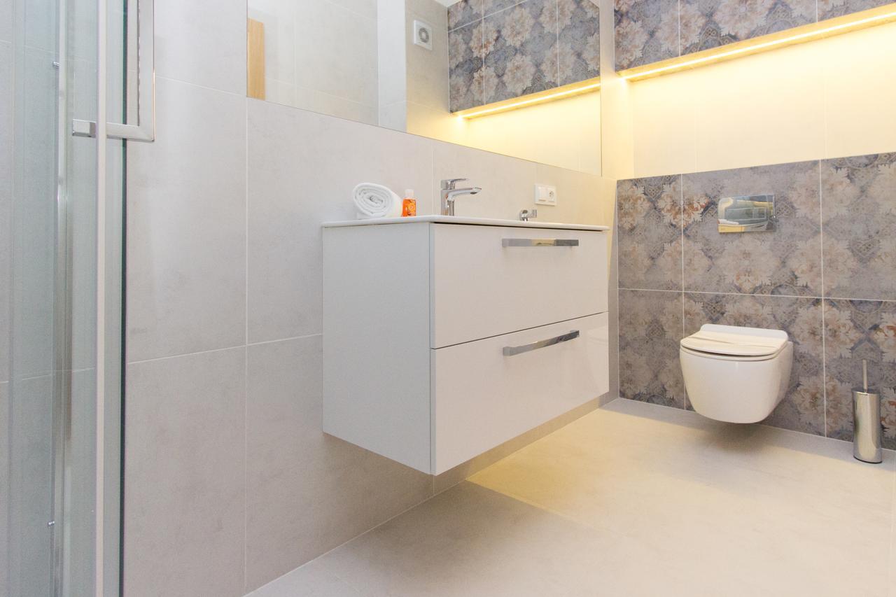 Lenzo Apartments Krakow Luaran gambar
